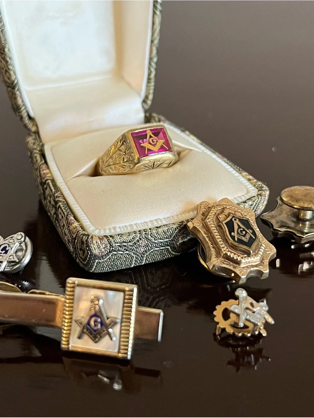 Antique Freemasonry Masonic 10K Ring with Tie Clip/Tie Bar, Pins & Cufflinks Lot